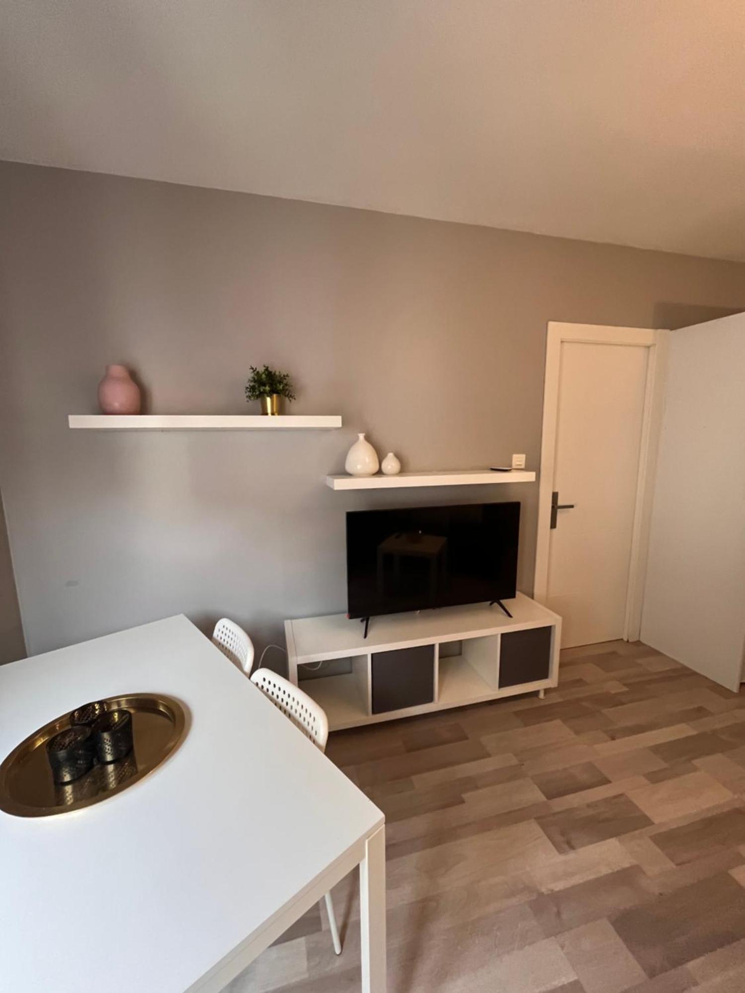 Apartamento 33enjoygranadacentro. Parking Opcional. Granada